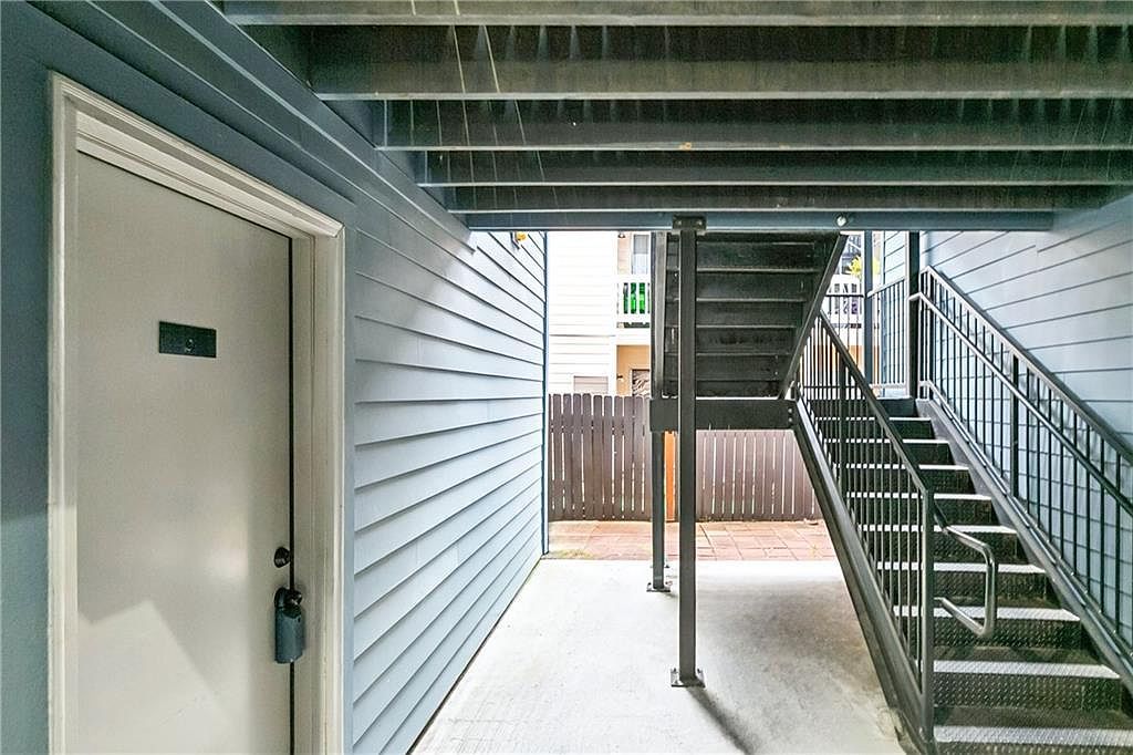 4833 Zenith St APT 6 Metairie, LA 70001 - Thumbnail 4