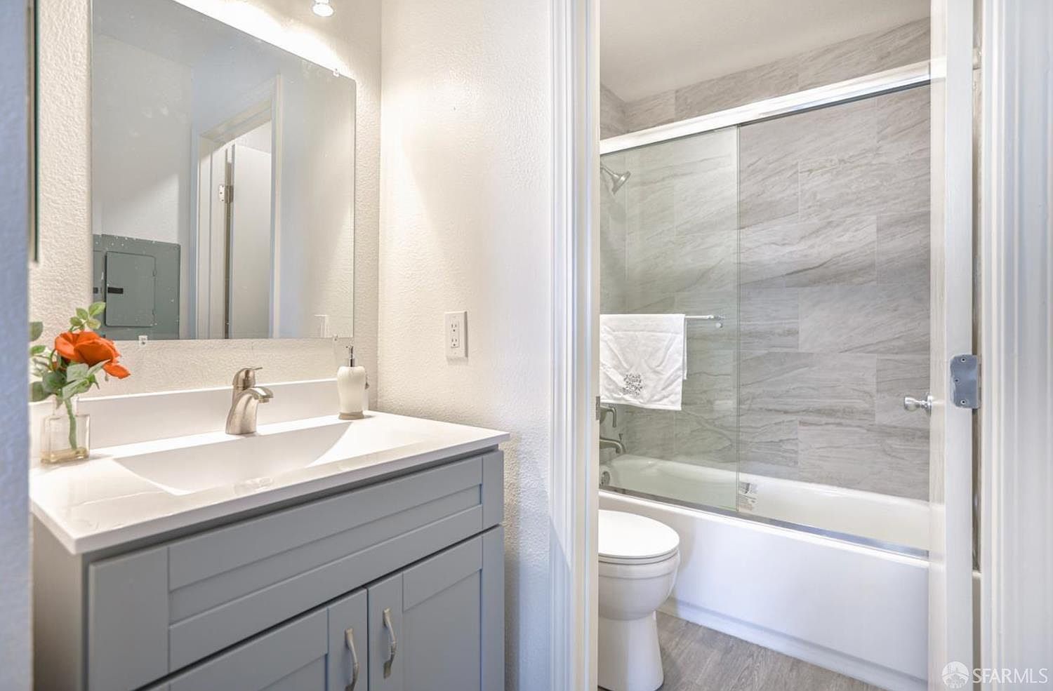 325 Valle Vista Ave Hayward, CA 94544 - Thumbnail 4