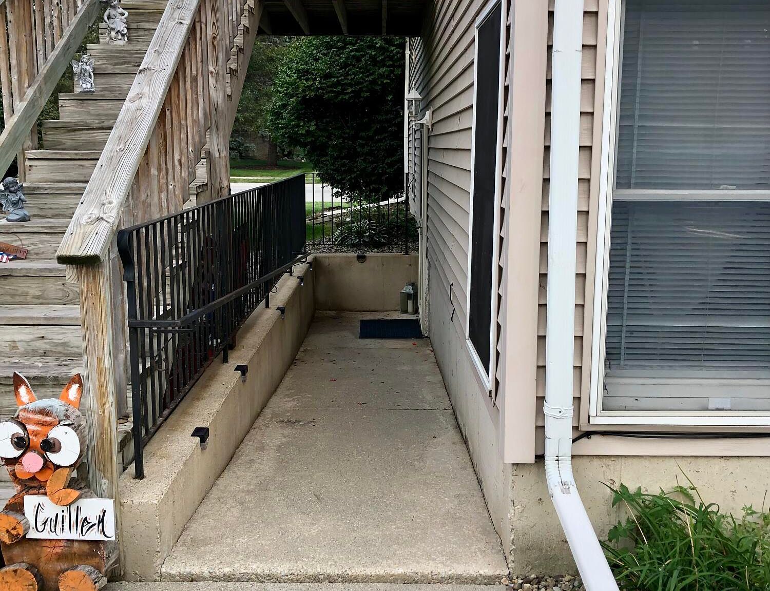 308 S Broad St APT 12 Griffith, IN 46319 - Thumbnail 4