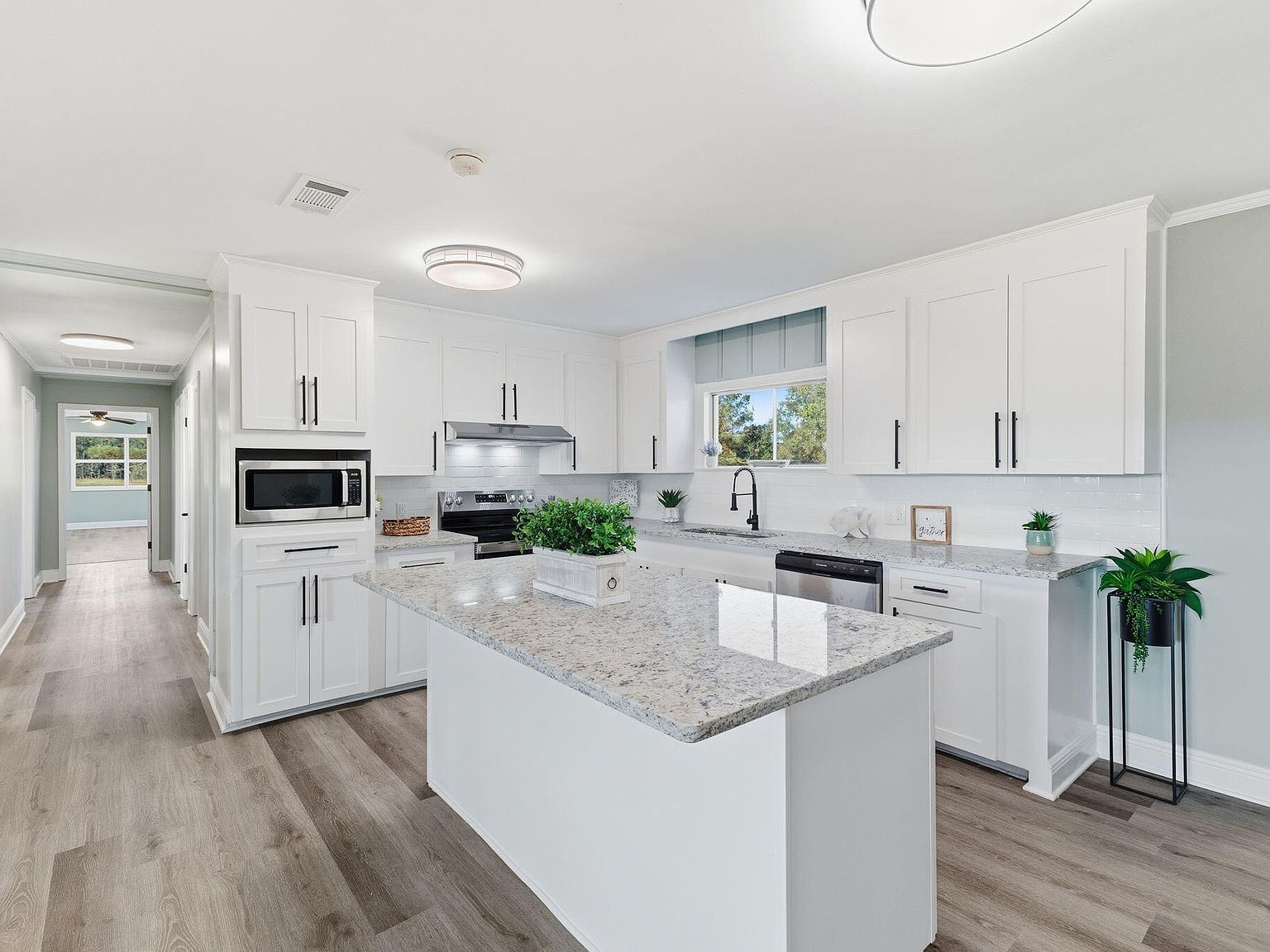 2383 Rocky Branch Rd Sumrall, MS 39482 - Thumbnail 4