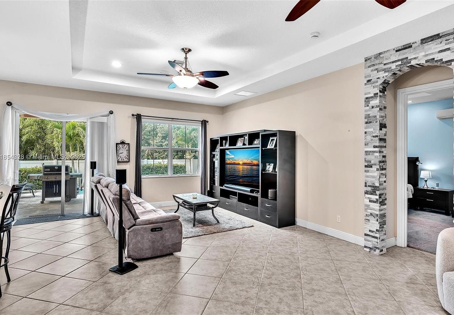 13220 SW 13th St Davie, FL 33325 - Thumbnail 4