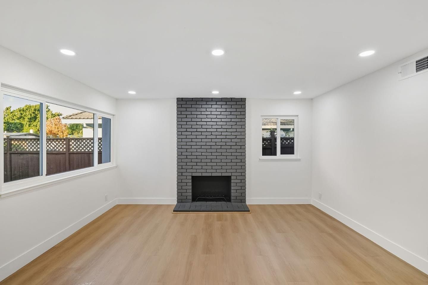 374 Manzanita Ct Milpitas, CA 95035 - Thumbnail 4