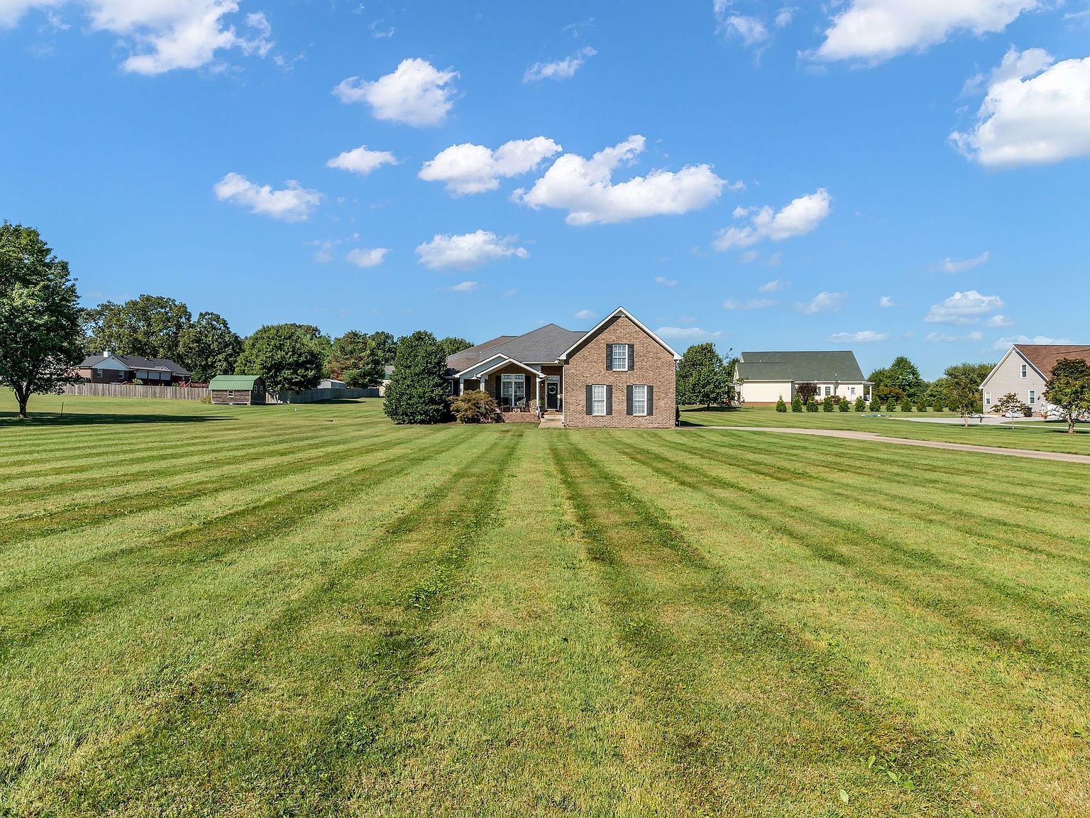 1688 Porter Rd Burns, TN 37029 - Thumbnail 4