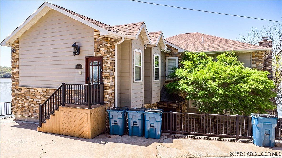 4956 Shorewood Dr Osage Beach, MO 65065 - Thumbnail 4