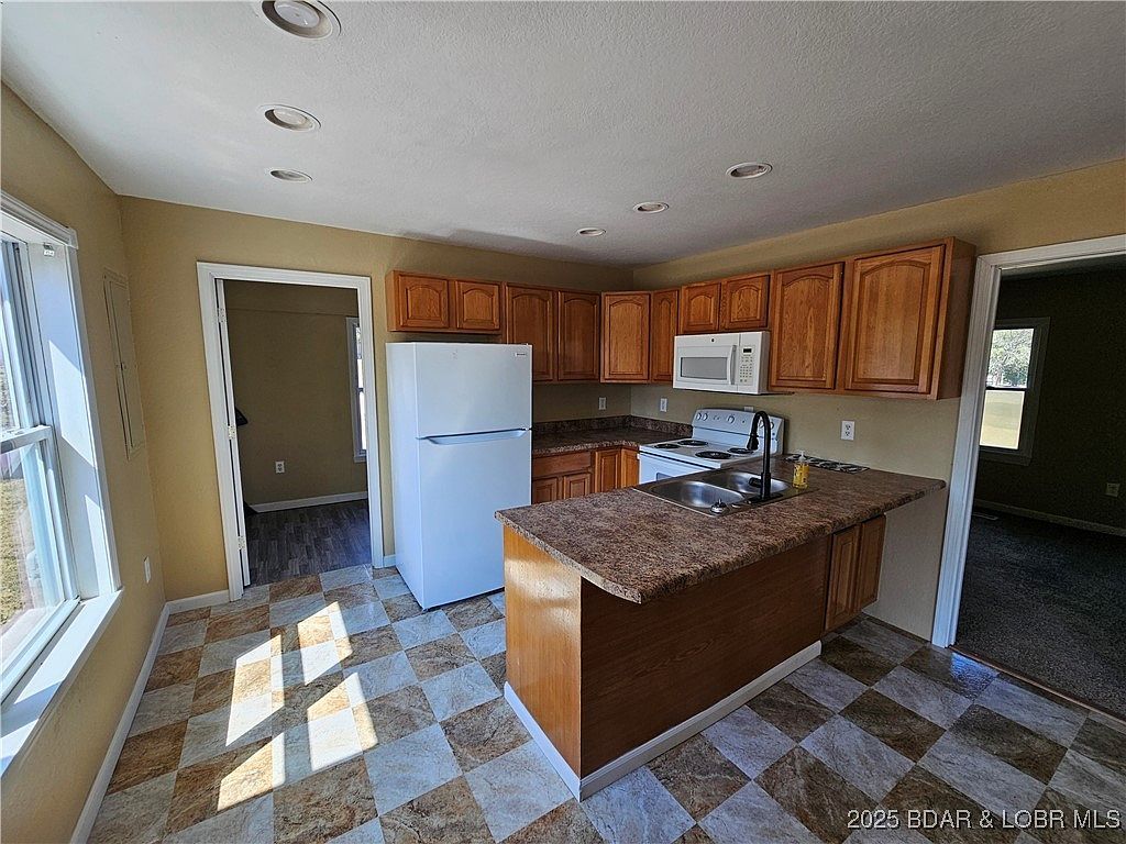 5560 Upper Prairie Hollow Rd Climax Springs, MO 65786 - Thumbnail 4