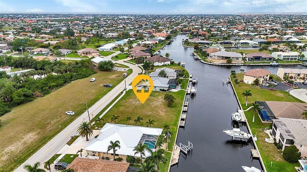 2818 & 2824 Magdalina Dr #21 Punta Gorda, FL 33950 - Thumbnail 4
