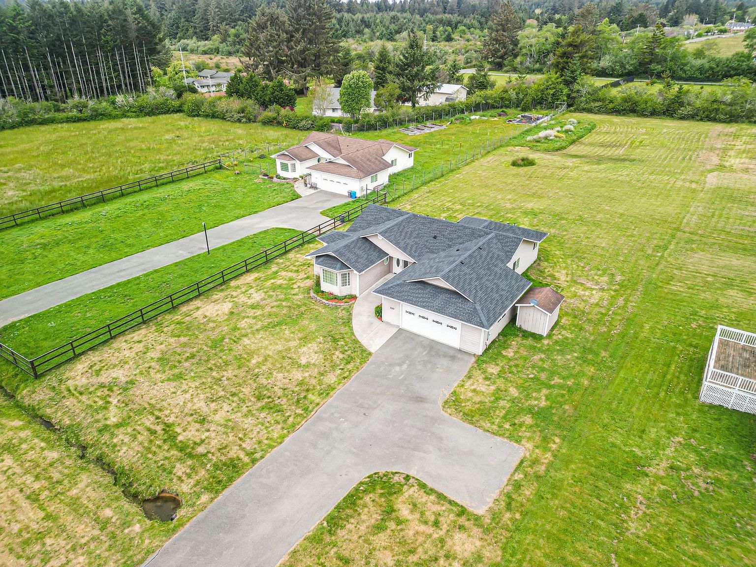 120 Church Tree Rd Crescent City, CA 95531 - Thumbnail 4