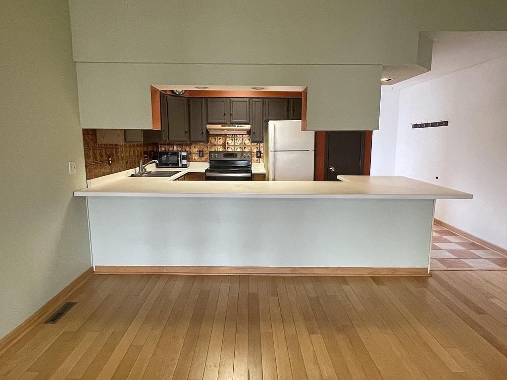 530 E Hiawatha Dr #318 Wisconsin Dells, WI 53965 - Thumbnail 4