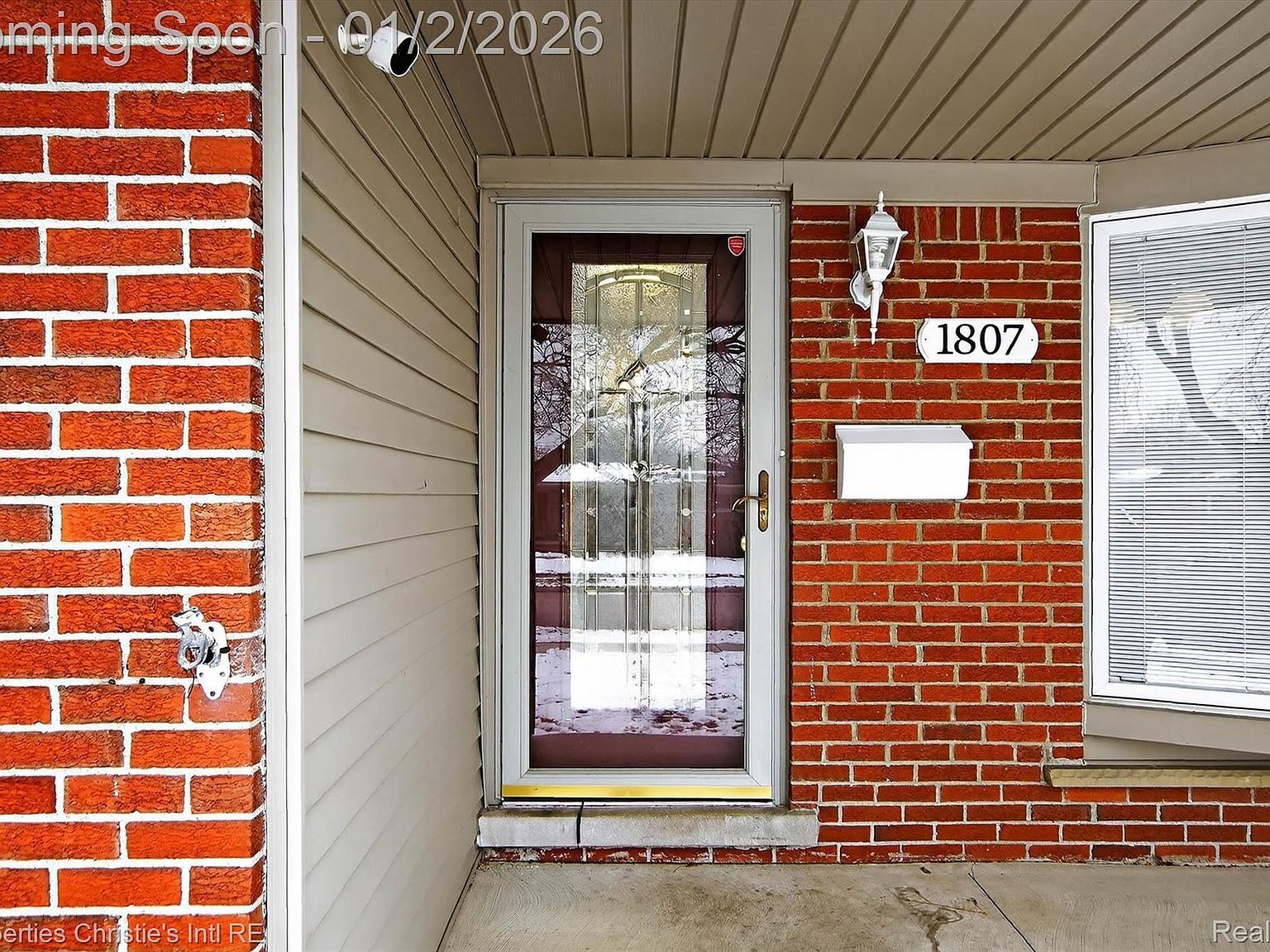 1807 Churchill Ave Trenton, MI 48183 - Thumbnail 4