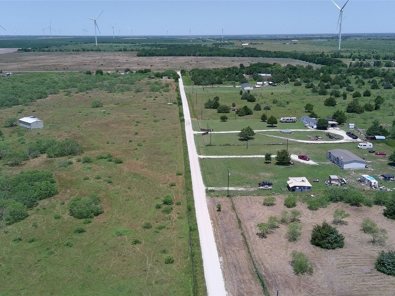 747 SW County Road 4290 Dawson, TX 76639 - Thumbnail 4