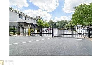 6940 Roswell Rd UNIT 21B Sandy Springs, GA 30328 - Thumbnail 4
