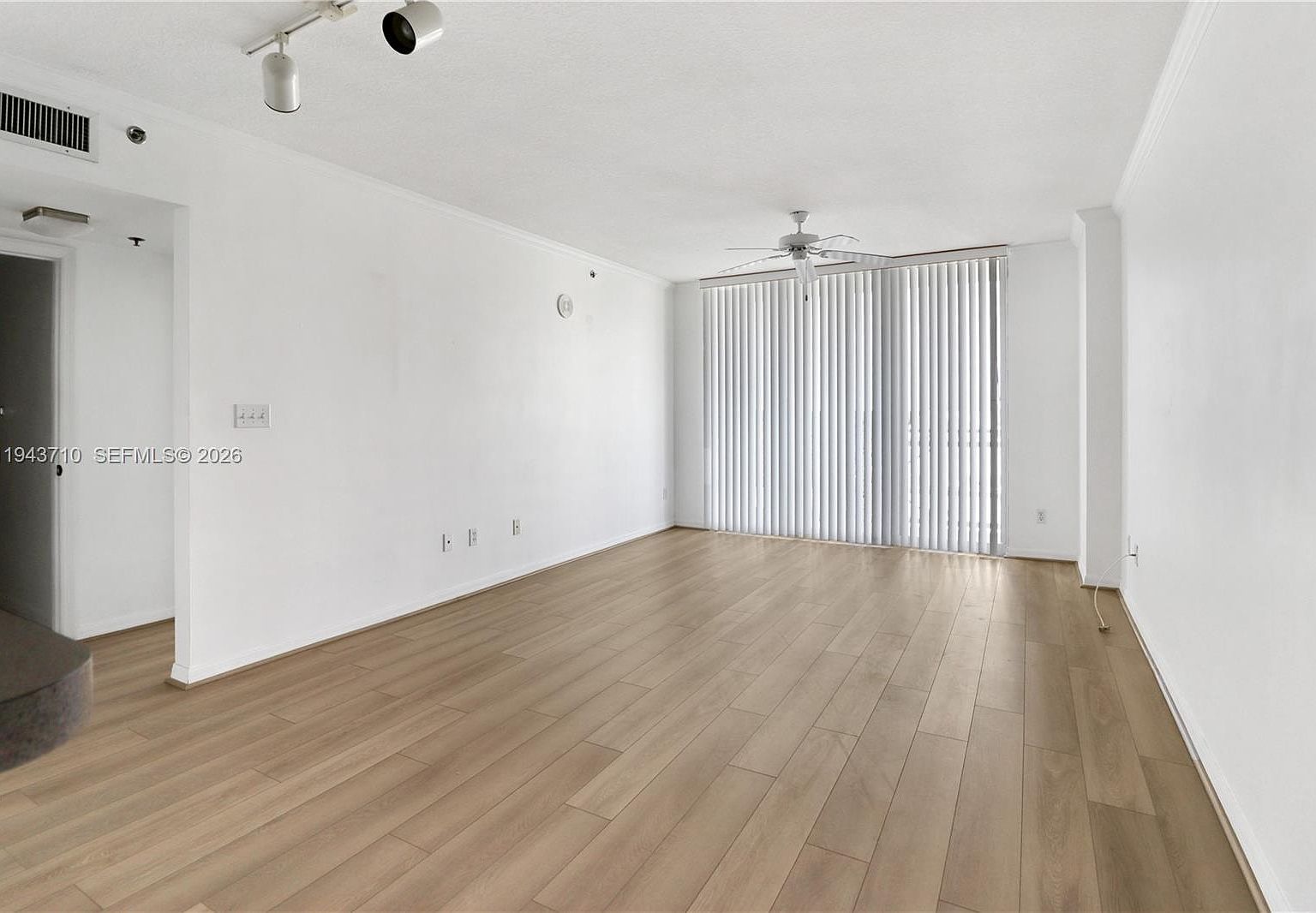 2665 SW 37th Ave APT 908 Miami, FL 33133 - Thumbnail 4