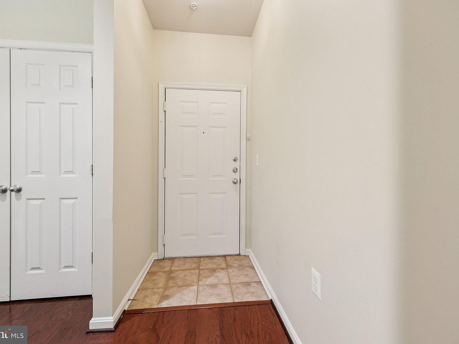 11355 Aristotle Dr #8-313 Fairfax, VA 22030 - Thumbnail 4