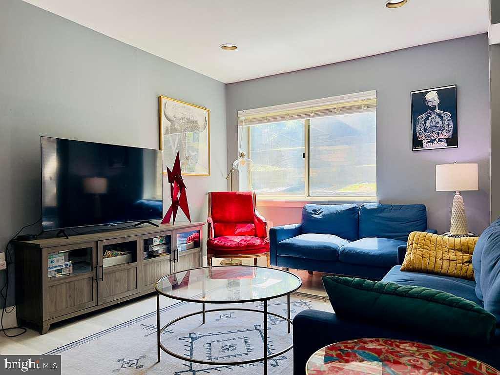 12311 Braxfield Ct #425 Rockville, MD 20852 - Thumbnail 4