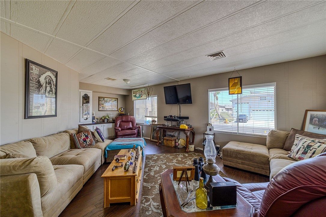 932 Riverfront Dr Bullhead City, AZ 86442 - Thumbnail 4