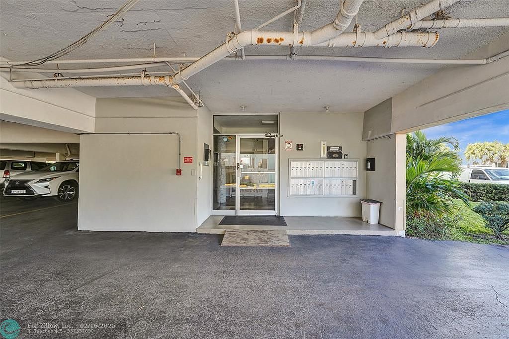 2010 Fillmore St APT 202 Hollywood, FL 33020 - Thumbnail 4