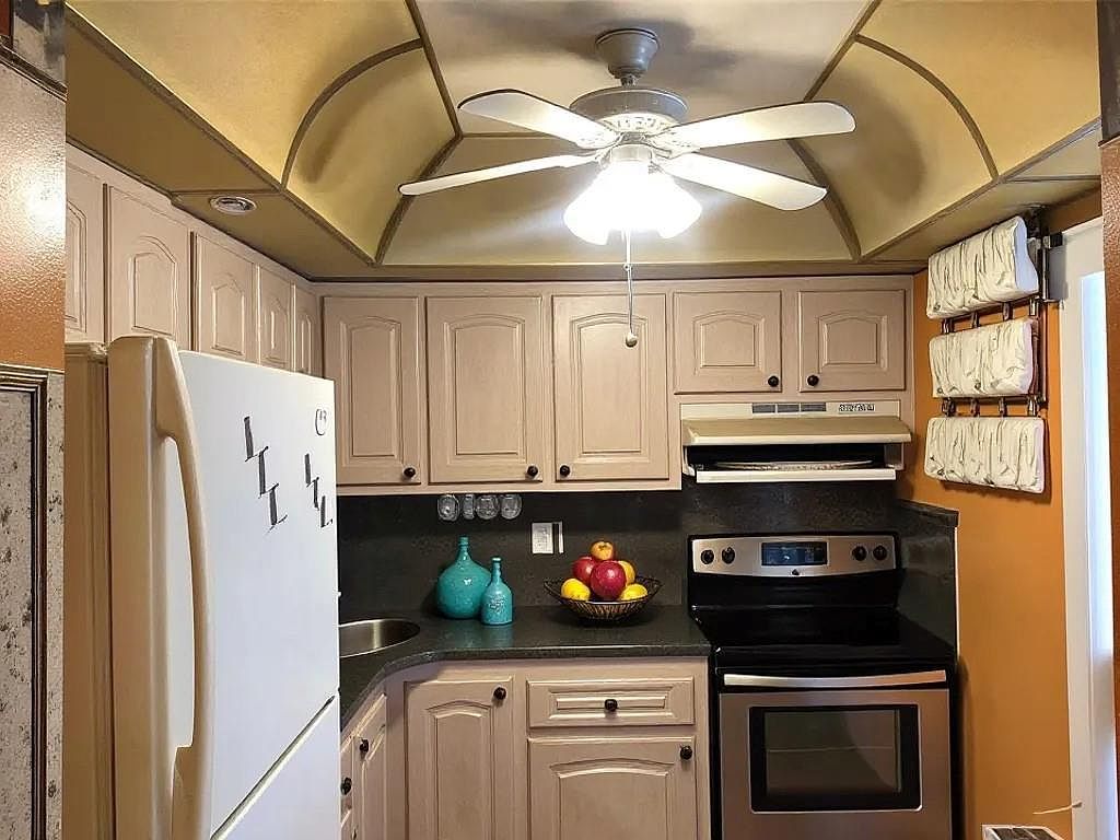 6161 NW 57th Ct APT 207 Fort Lauderdale, FL 33319 - Thumbnail 4