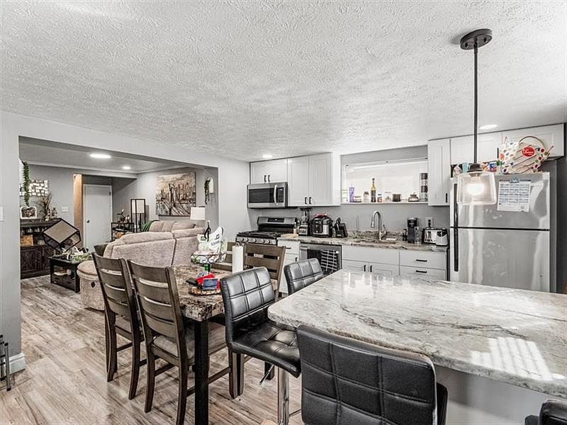 256 Seward St Pittsburgh, PA 15211 - Thumbnail 4