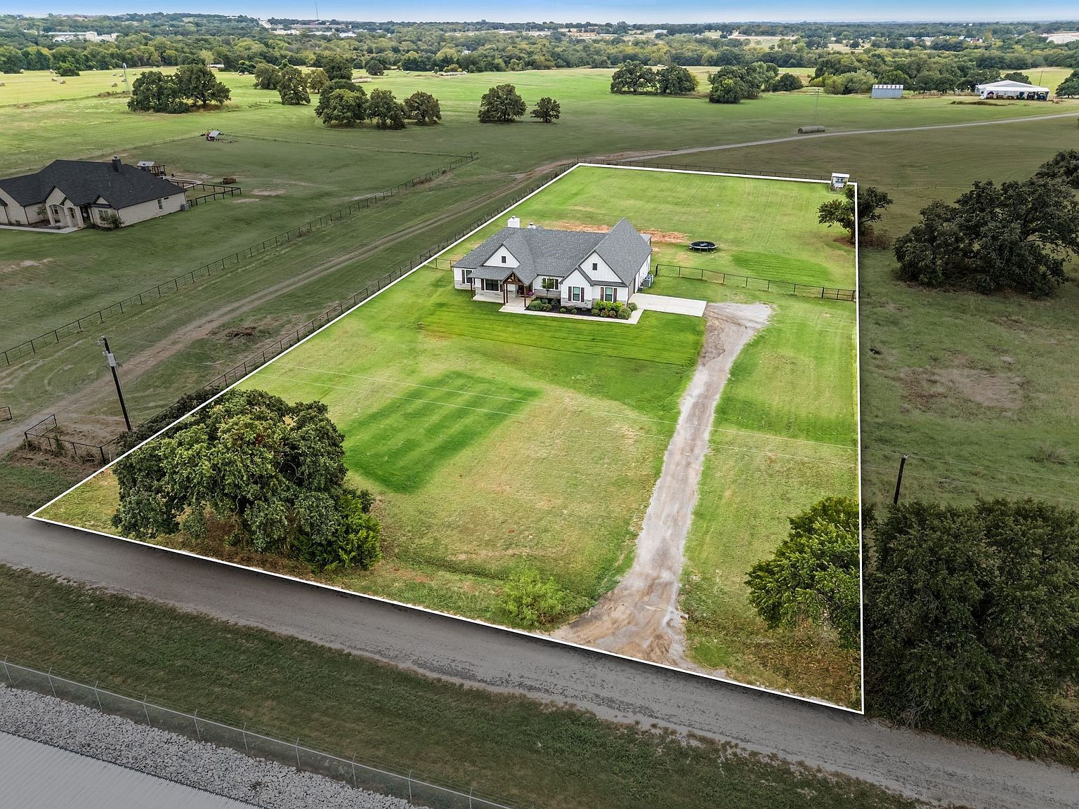 175 County Road 1109 Decatur, TX 76234 - Thumbnail 4