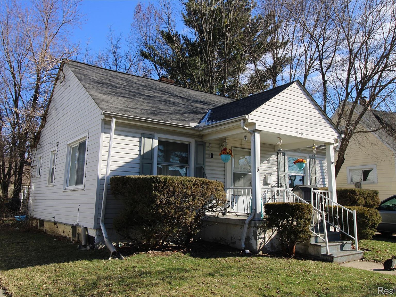 730 Alvord Ave Flint, MI 48507 - Thumbnail 4