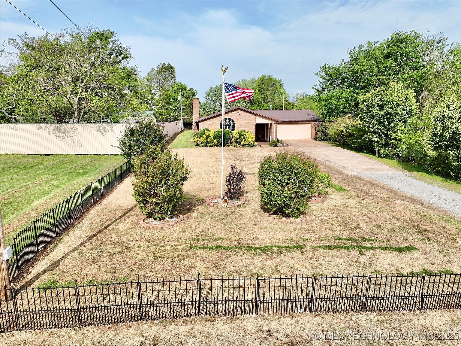 351 Hamilton Rd Eufaula, OK 74432 - Thumbnail 4