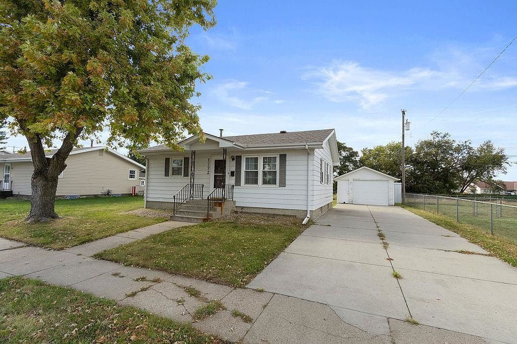 1772 45th Ave Columbus, NE 68601 - Thumbnail 4