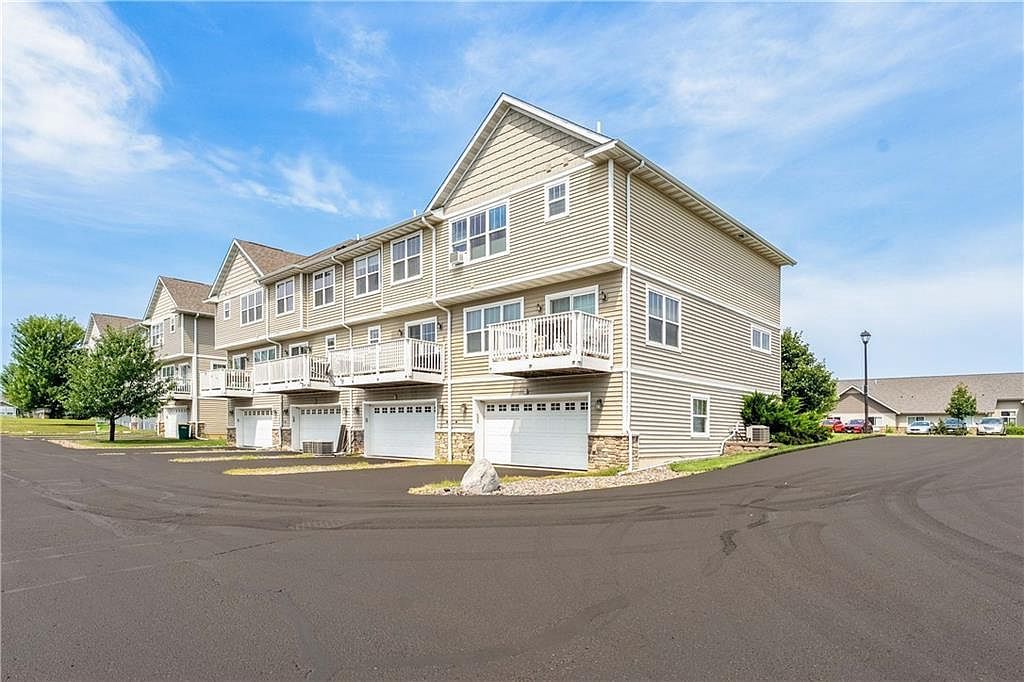 5221 Stonewood Dr Eau Claire, WI 54703 - Thumbnail 4