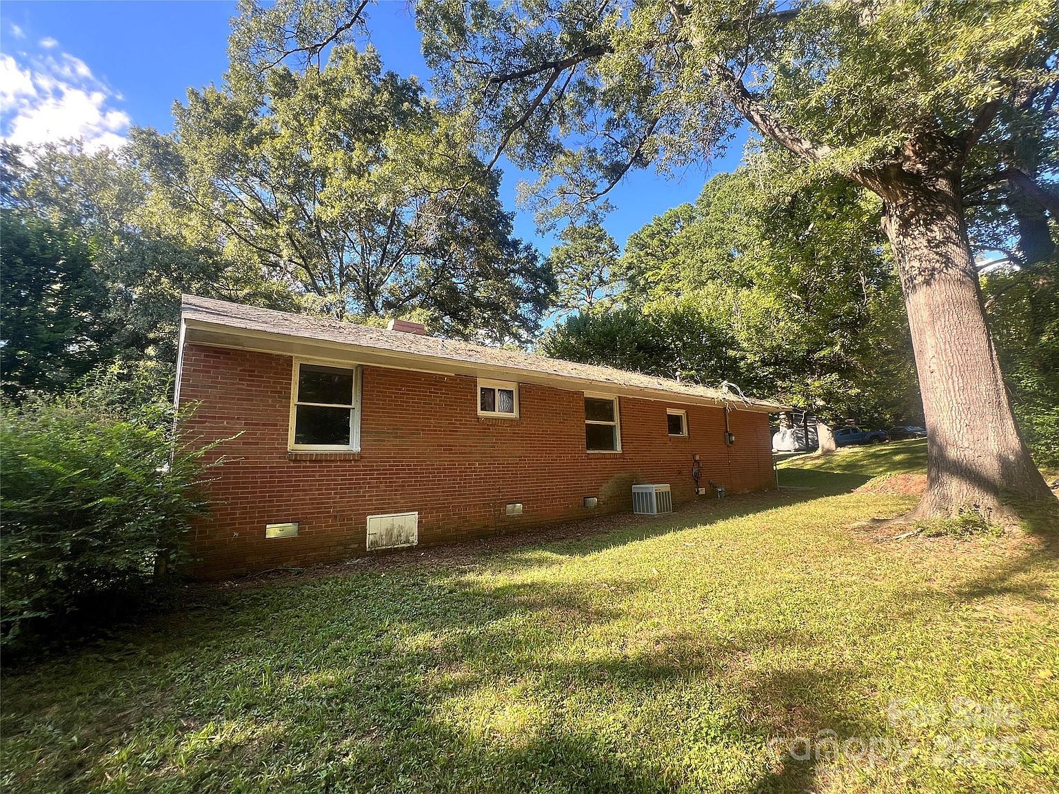 3500 Delgany Dr Charlotte, NC 28215 - Thumbnail 4