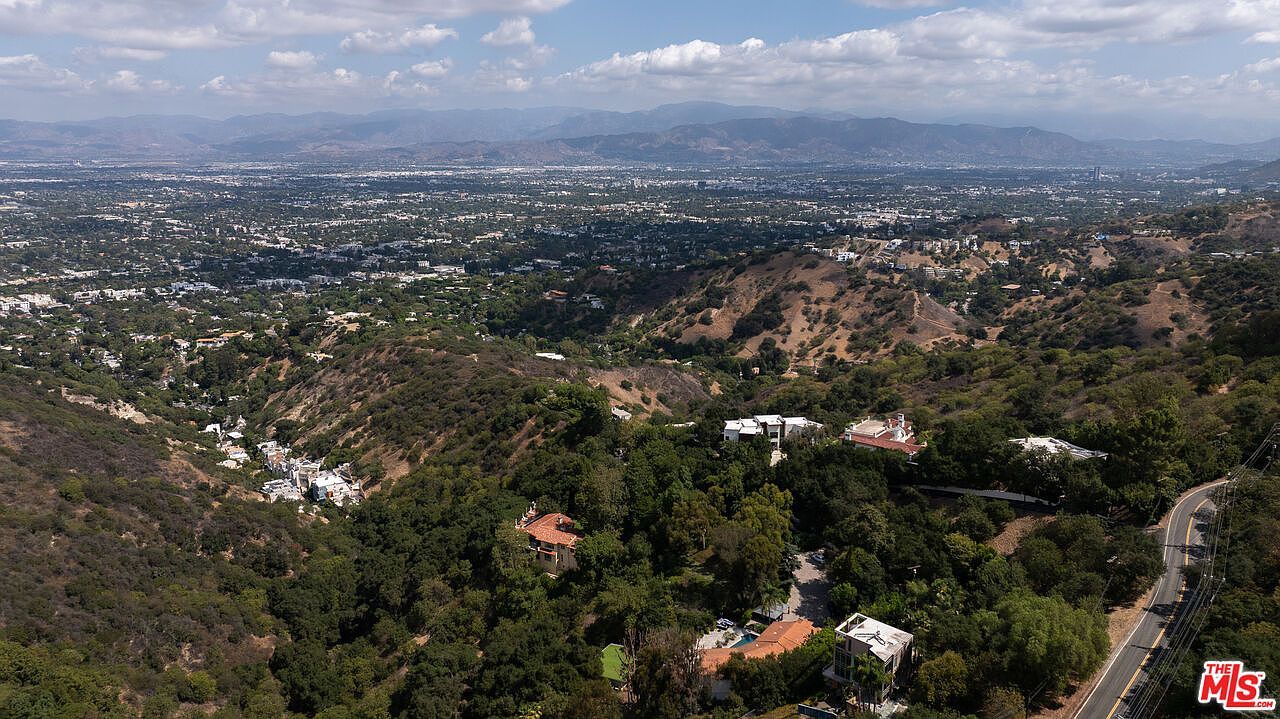 13345 Mulholland Dr Beverly Hills, CA 90210 - Thumbnail 4