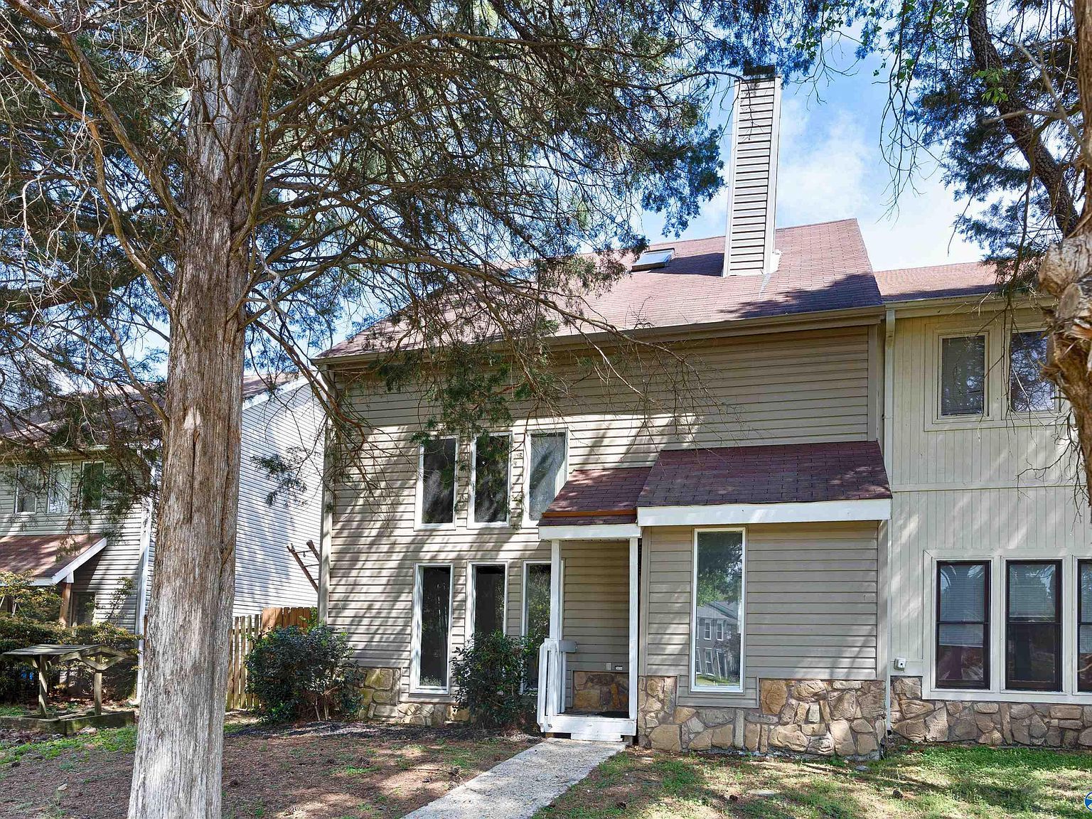 409 Hobbs Rd SE Huntsville, AL 35803 - Thumbnail 4