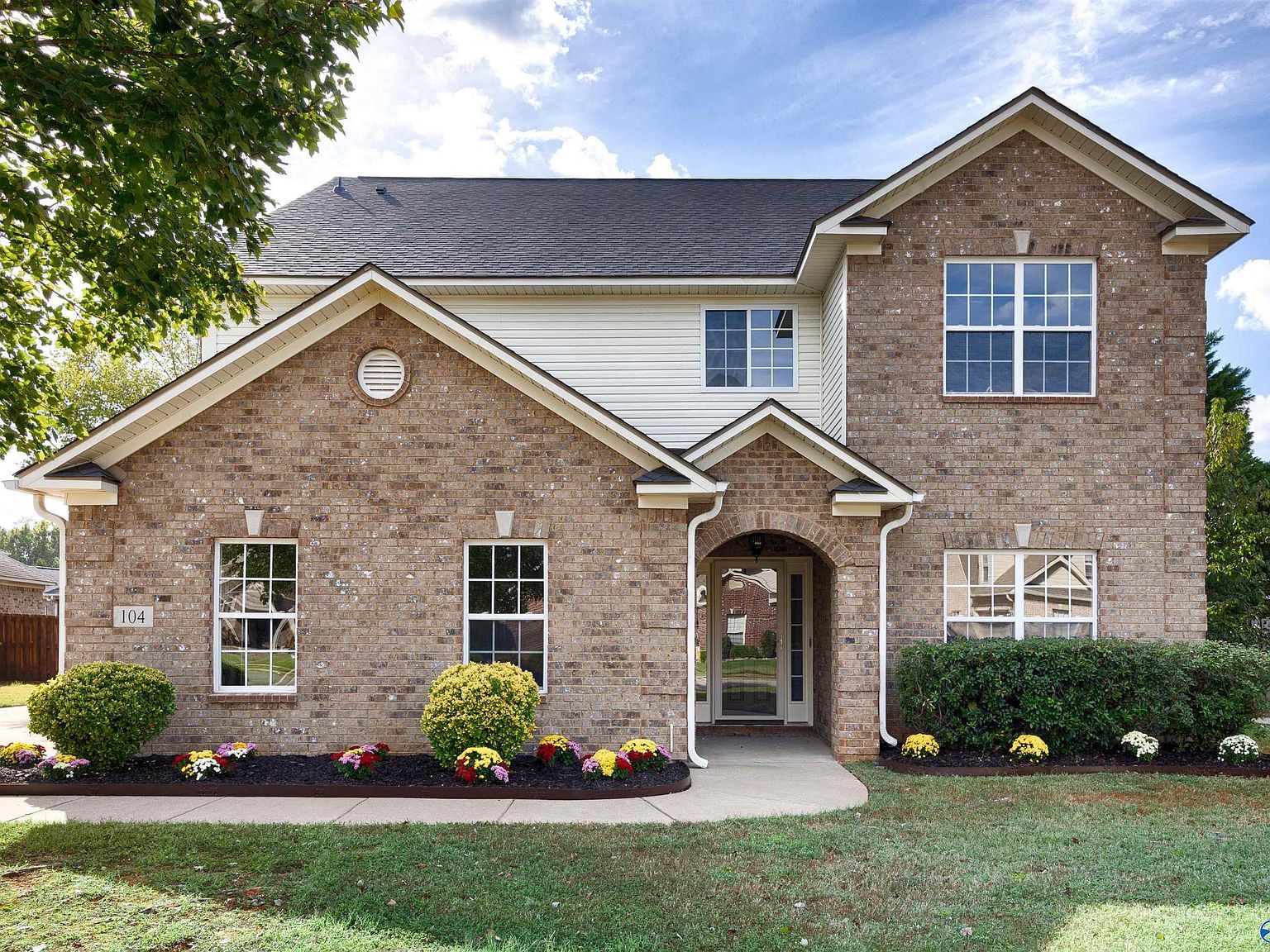 104 Raymon Cir Huntsville, AL 35806 - Thumbnail 4