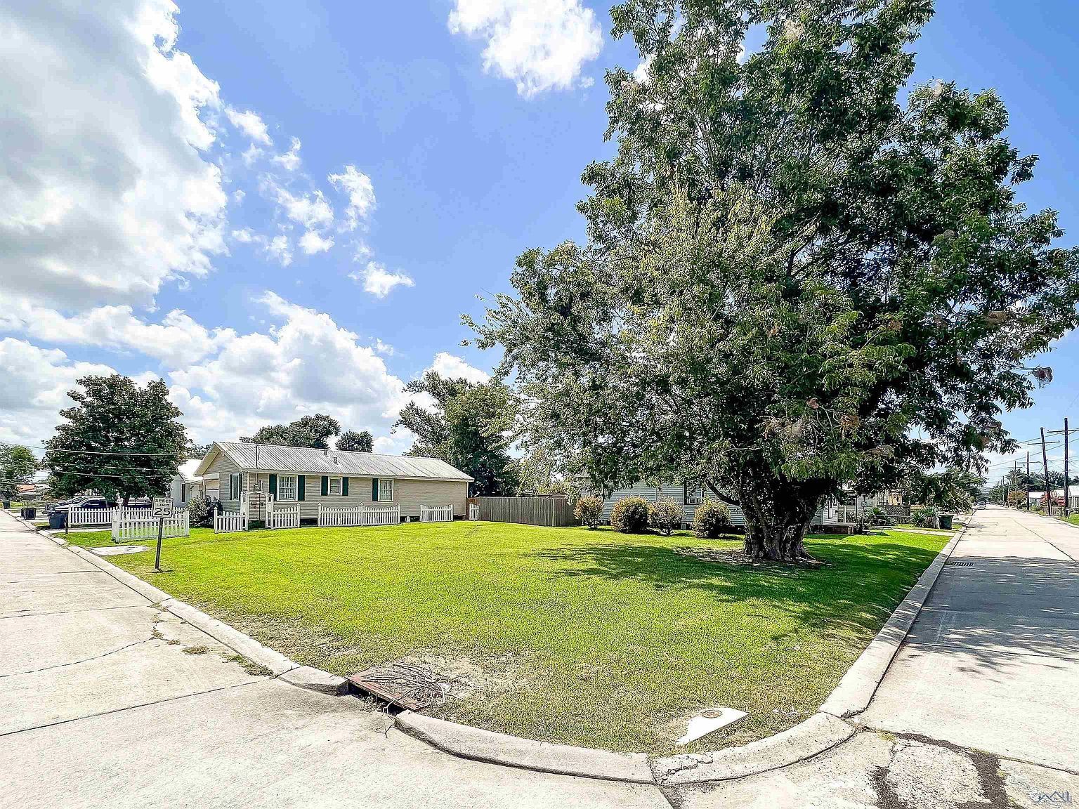 312 Garnet St LOT 2 Houma, LA 70364  | Land/Lot