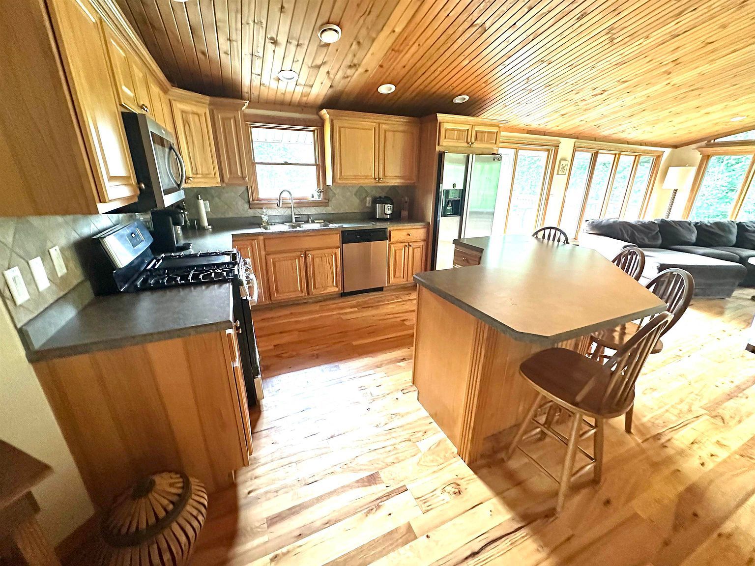 12750 W Cross Rd Galena, IL 61036 - Thumbnail 4