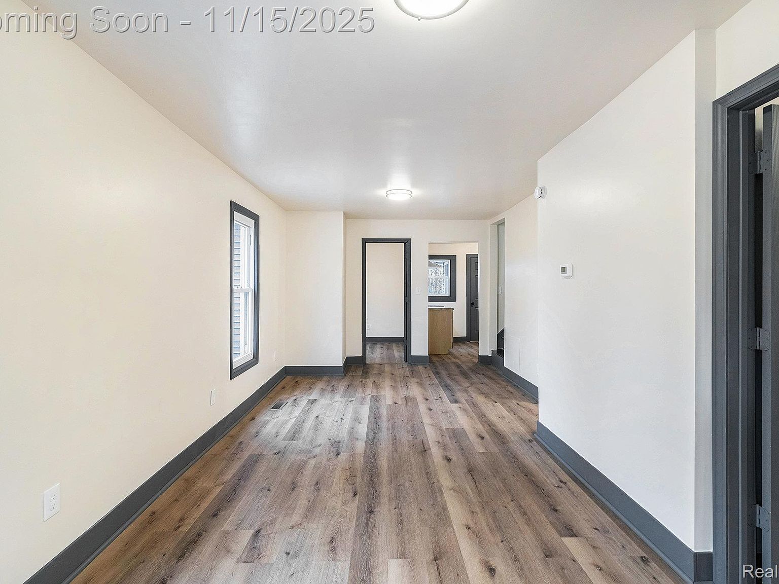 1379 Washington Ave Flint, MI 48503 - Thumbnail 4