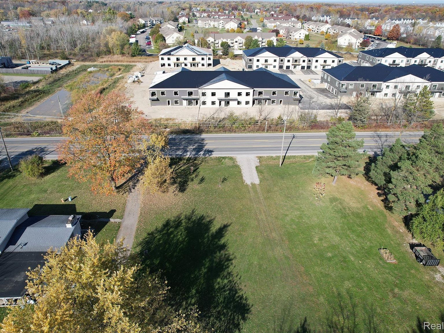 1070 W Grand Blanc Rd Grand Blanc, MI 48439 - Thumbnail 4