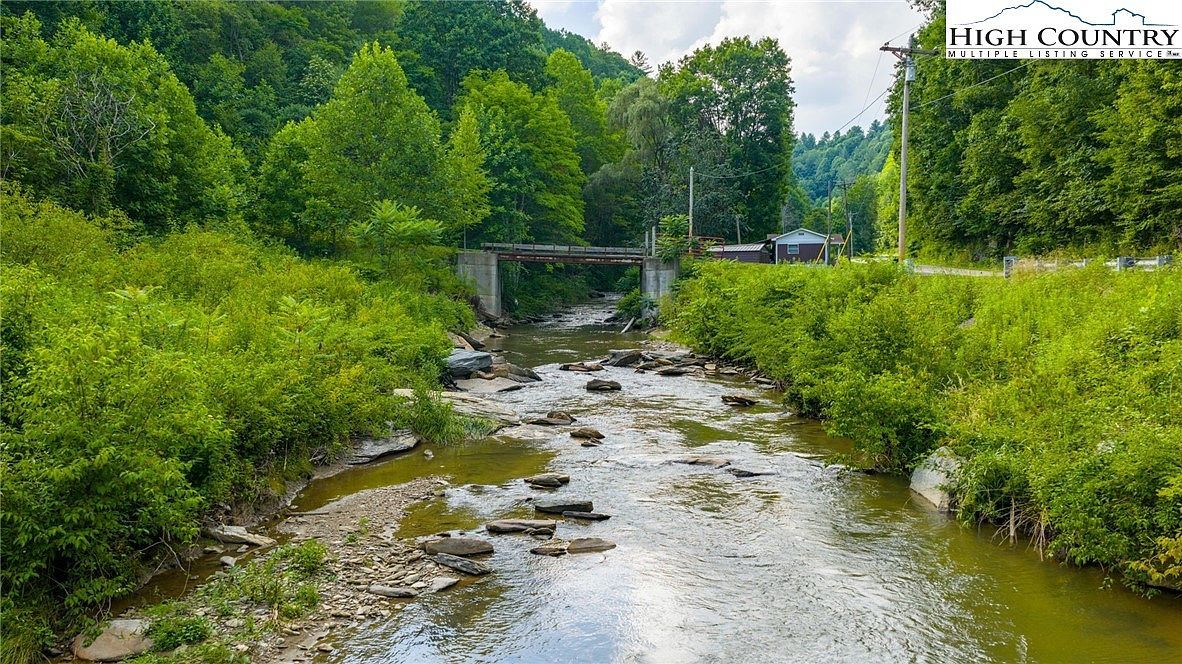 8 Big Laurel Rd Creston, NC 28615 - Thumbnail 4