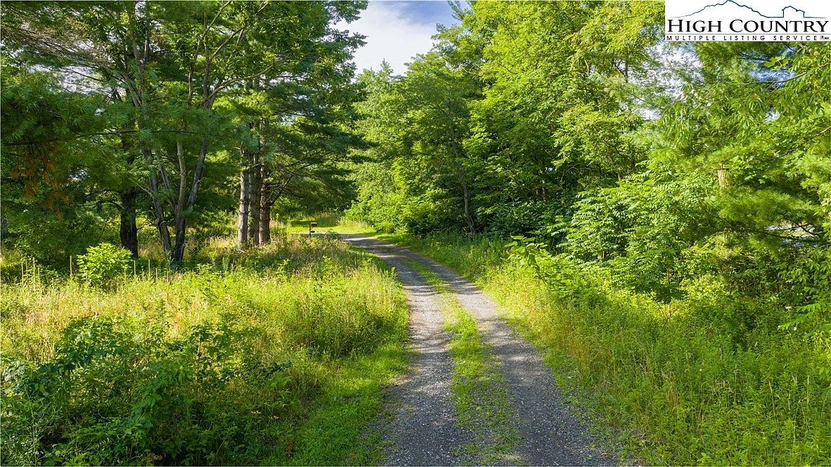 455 Crescent Dr West Jefferson, NC 28694 - Thumbnail 4