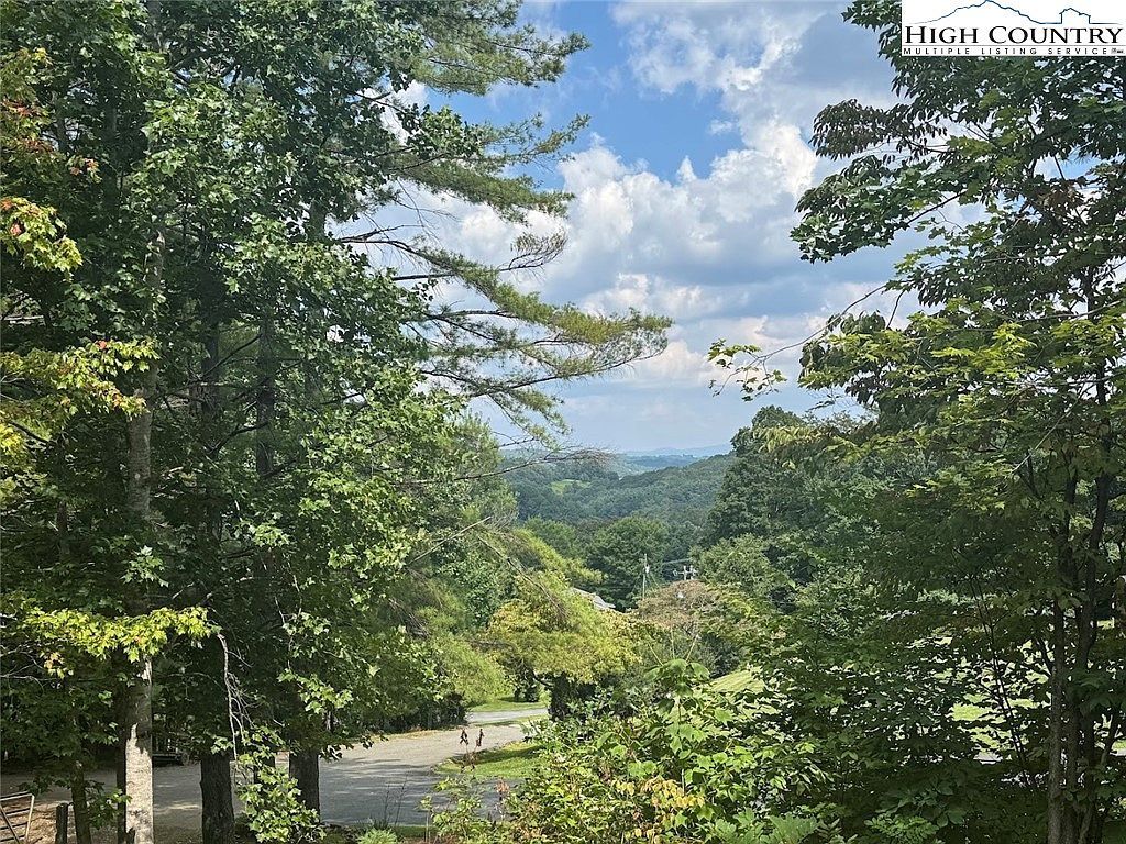 10 Autumn Ln West Jefferson, NC 28694 - Thumbnail 4