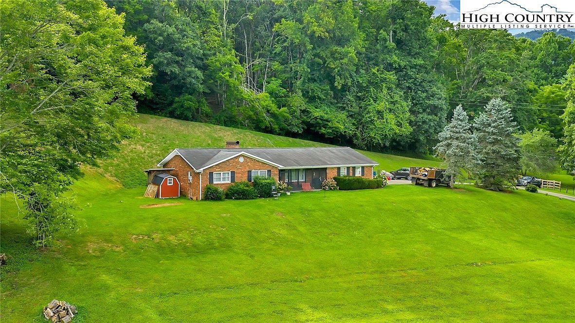 2351 Us Highway 221 N Jefferson, NC 28640 - Thumbnail 4