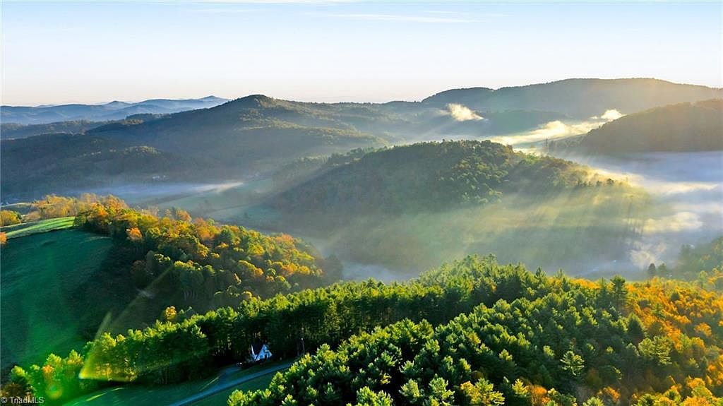 18 & 19 Davis Acres Dr West Jefferson, NC 28694 - Thumbnail 4