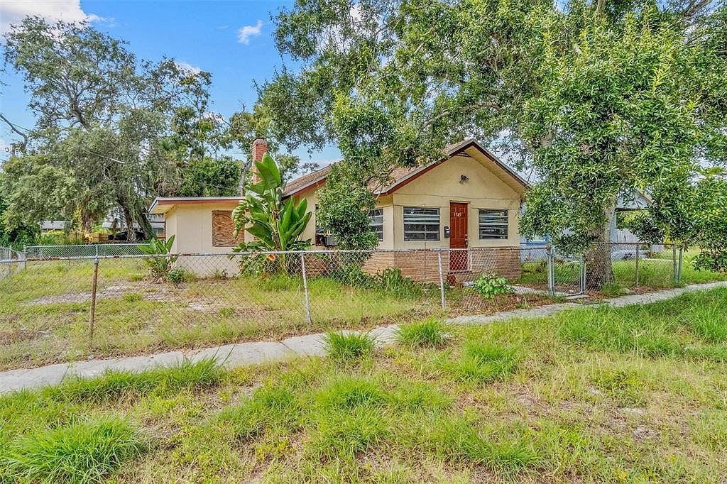 1745 44th St S Saint Petersburg, FL 33711 - Thumbnail 4