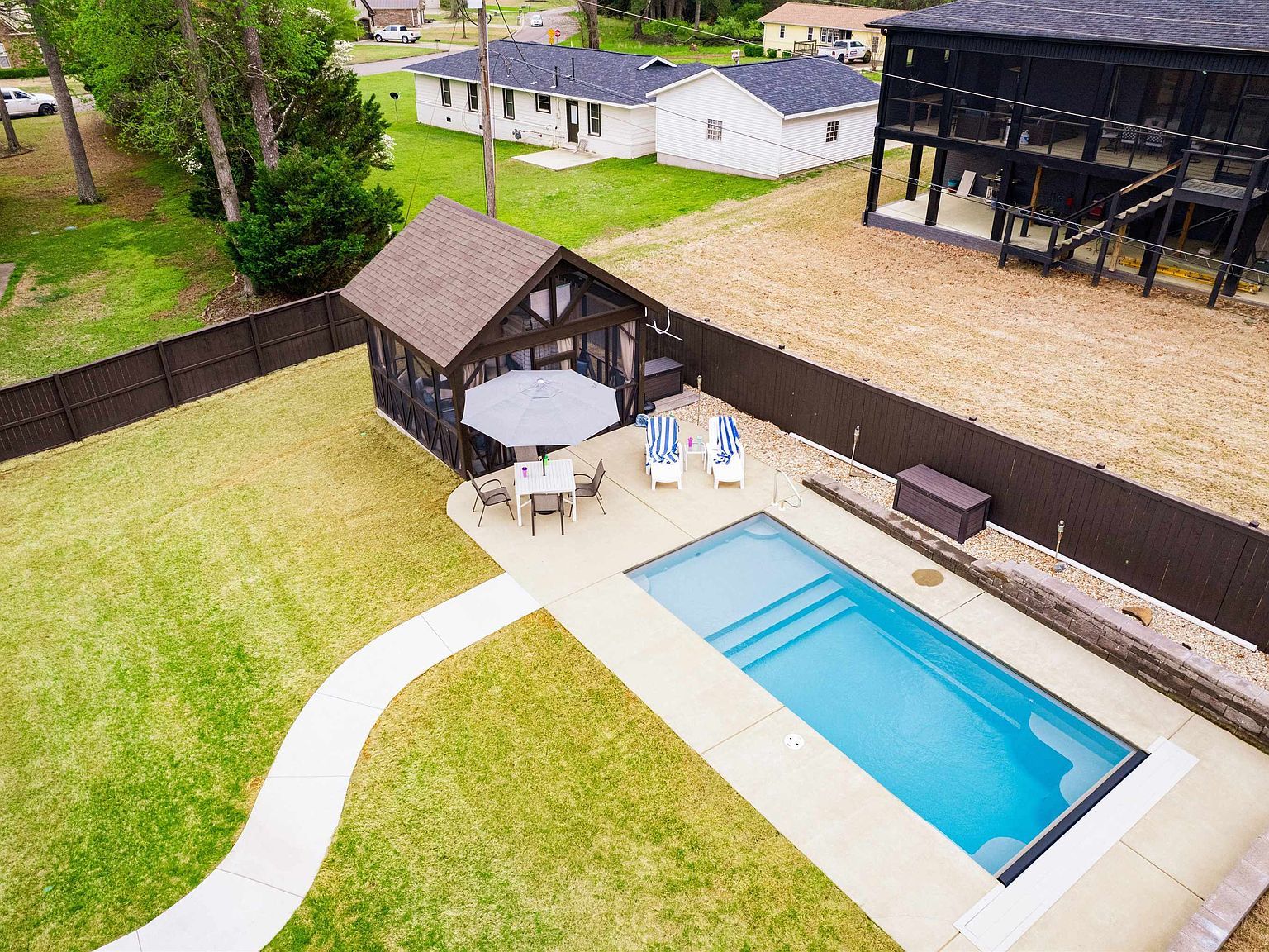 904 Skypark Rd Florence, AL 35634 - Thumbnail 4