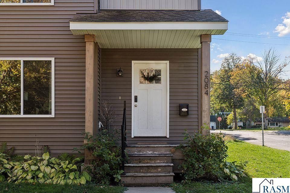 2084 Reaney Ave E Saint Paul, MN 55119 - Thumbnail 4