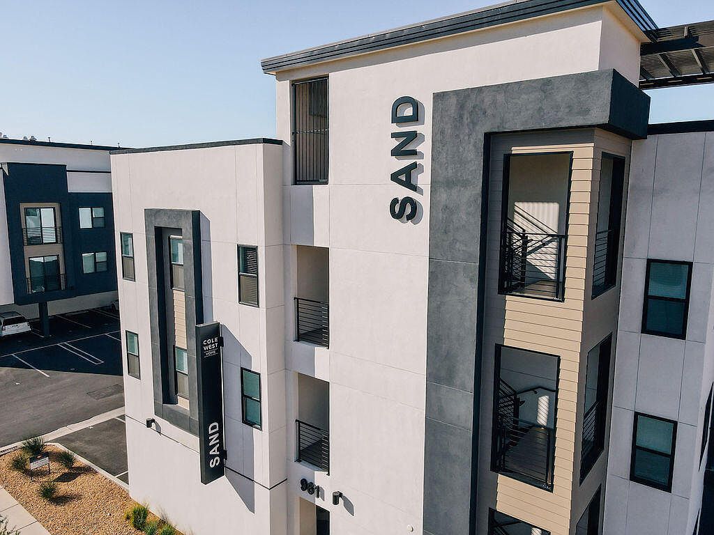 961 W Akoya Pearl Rd UNIT 201 Saint George, UT 84790 - Thumbnail 4