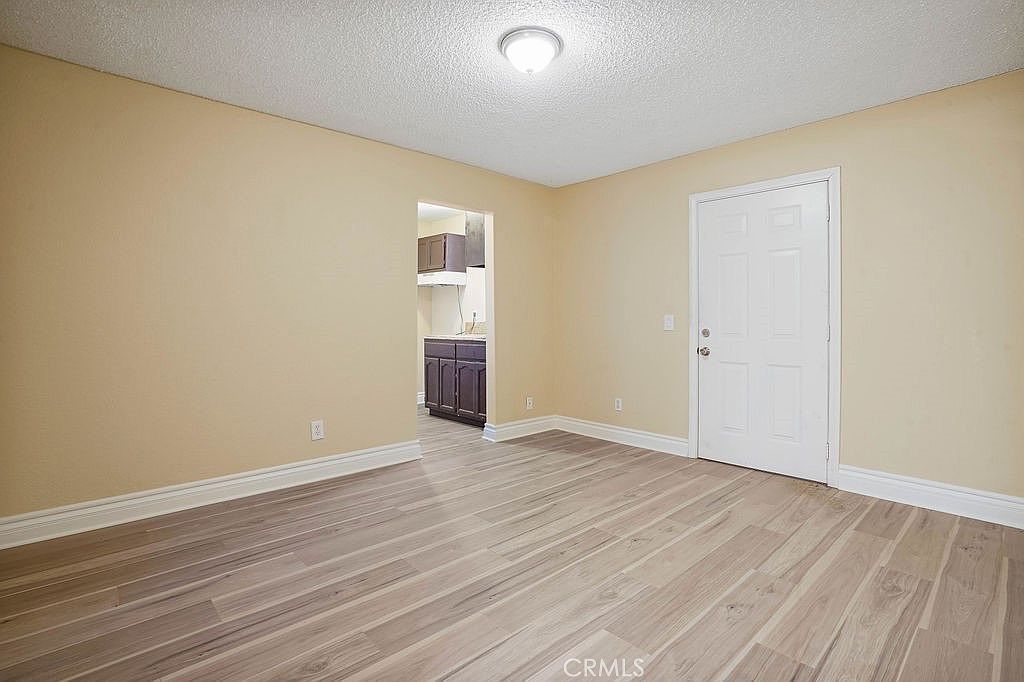 9963 Eugenia Ave Fontana, CA 92335 - Thumbnail 4