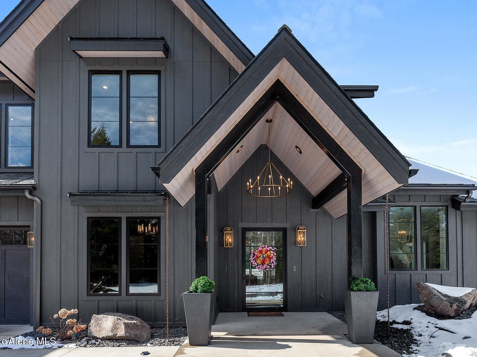 713 N Center Valley Rd Sandpoint, ID 83864 - Thumbnail 4