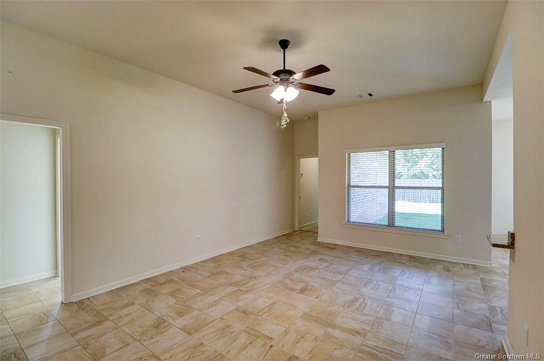 304 Madison Crossing Dr Sulphur, LA 70665 - Thumbnail 4