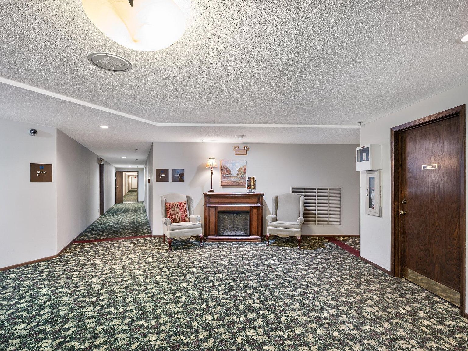 4710 58th Ave N APT 219 Crystal, MN 55429 - Thumbnail 4