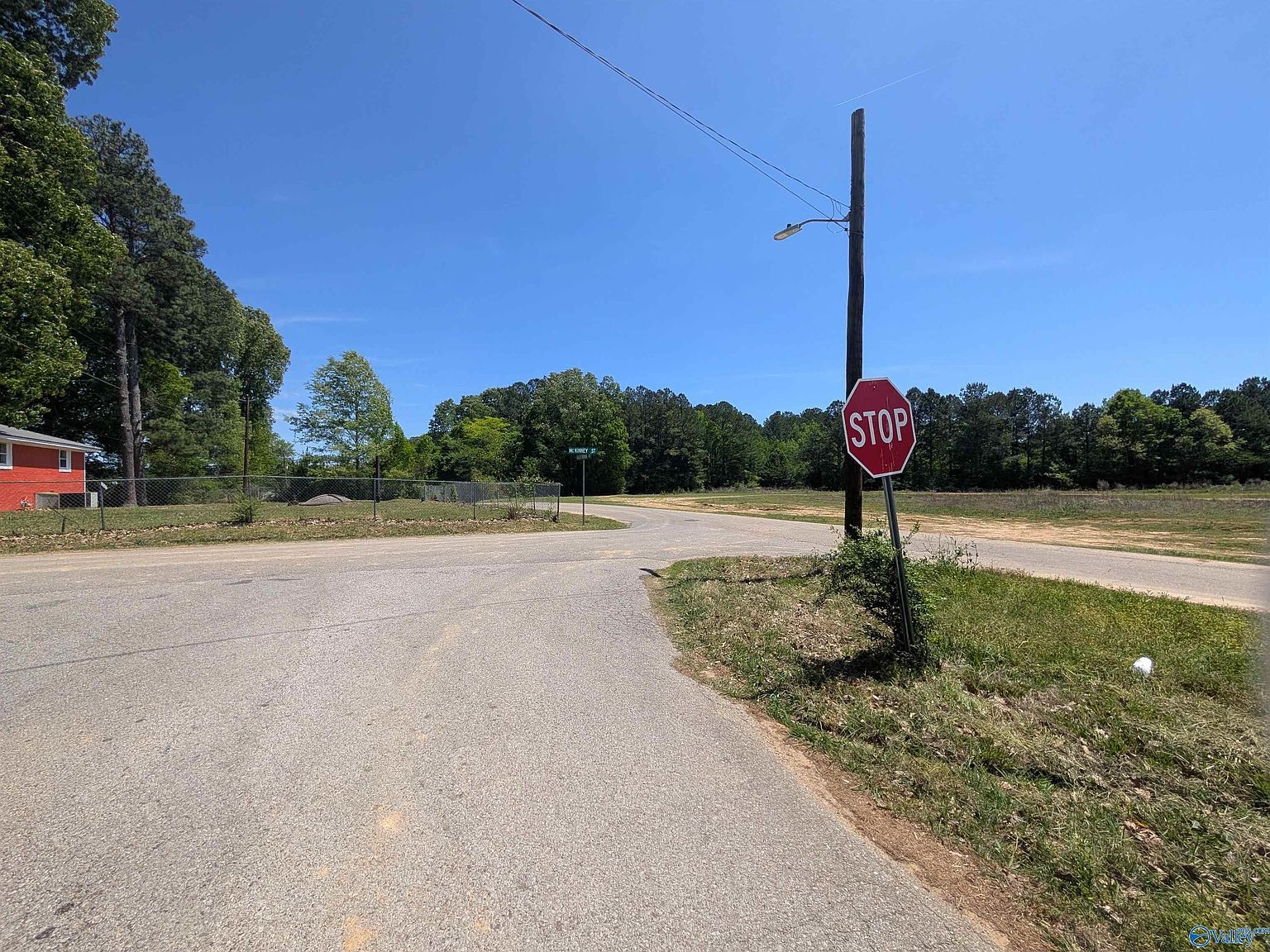 21 W McKinney St Gadsden, AL 35904 - Thumbnail 4