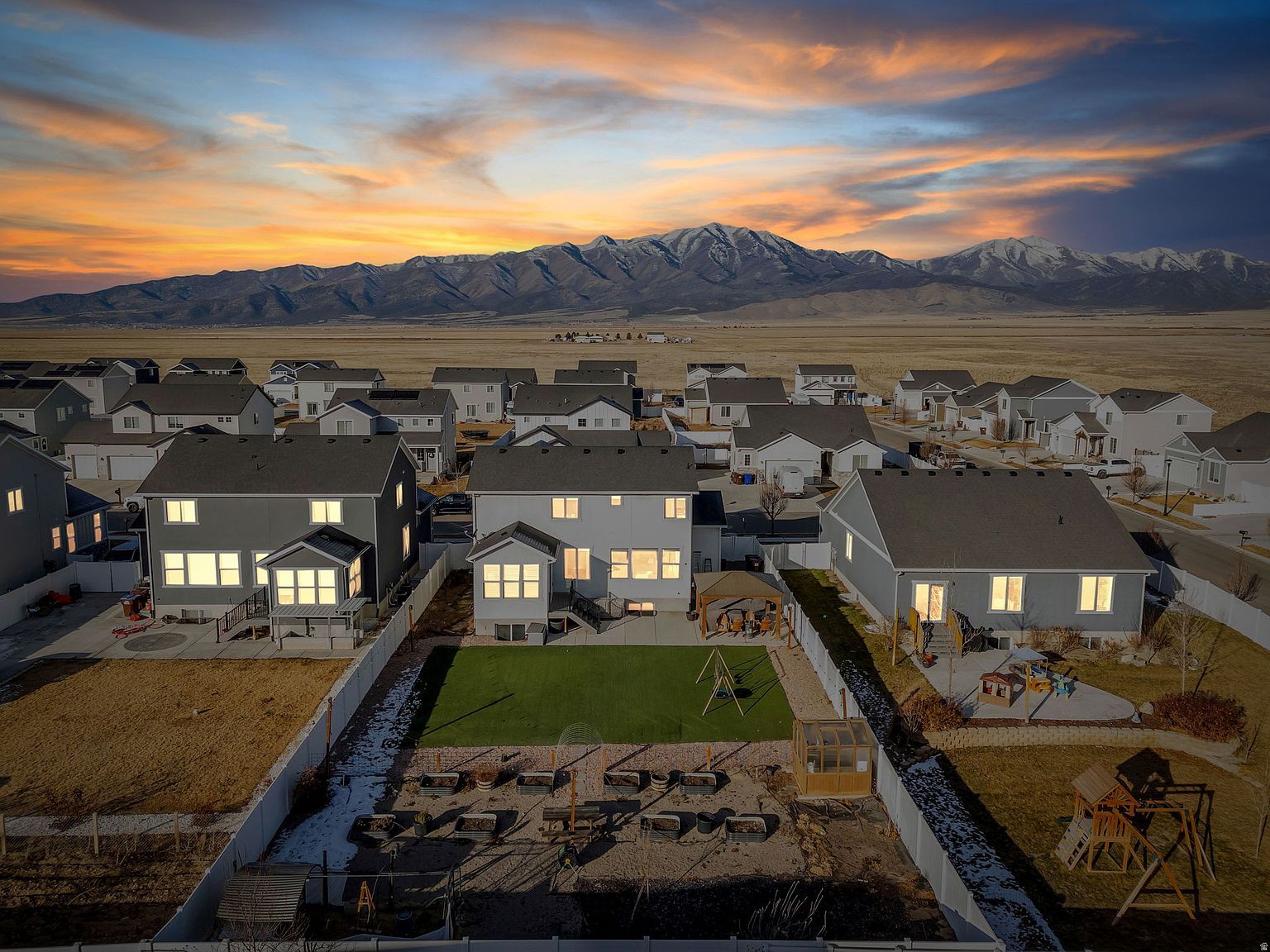 7940 N Seattle Slew Rd Eagle Mountain, UT 84005 - Thumbnail 4